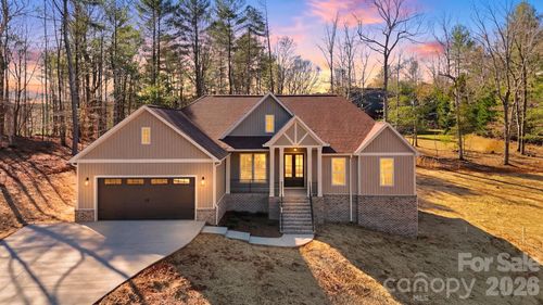 6005 Kathryn Ct, Granite Falls, NC, 28630-9387 | Card Image