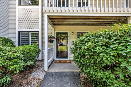 144 Eaton Ln, Brewster, MA, 02631-3035 | Card Image