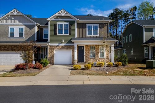 8156 Merryvale Ln, Charlotte, NC, 28214-2658 | Card Image
