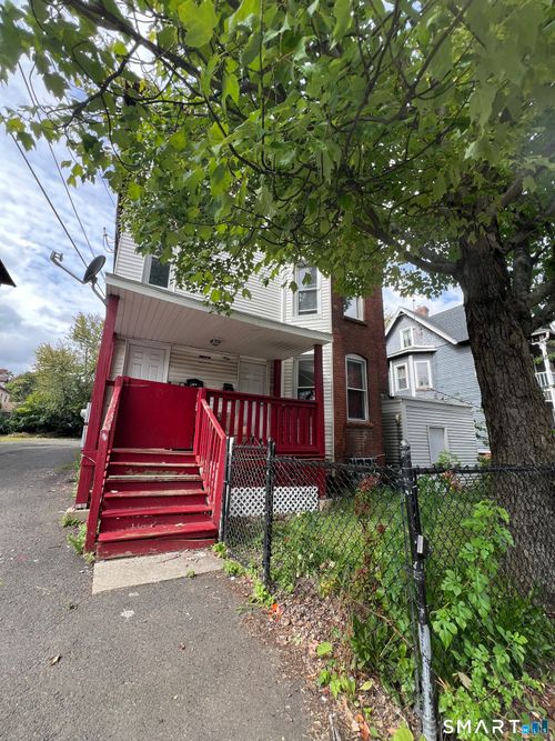 2nd-floor-121 Babcock St, Hartford, CT, 06106-1304 | Card Image