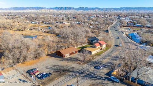 517 Spring Creek Rd, Montrose, CO, 81403-3325 | Card Image