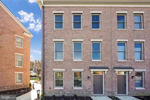 945 Sycamore Dr Se, WASHINGTON, DC, 20032-5920 | Card Image