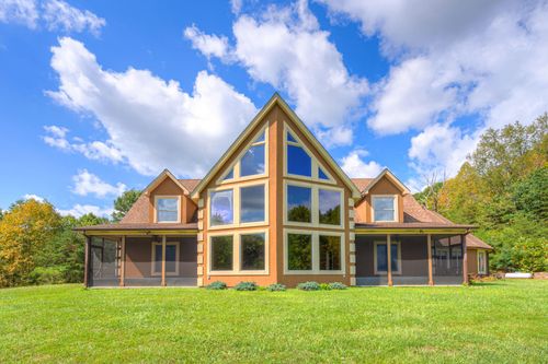 1782 Wolf Creek Rd, Narrows, VA, 24124-2657 | Card Image