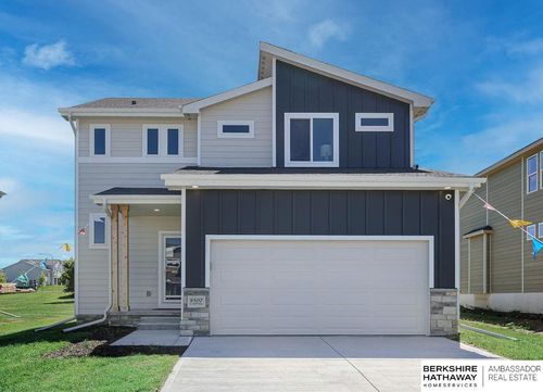 9507 S 180th Ave, Omaha, NE, 68136-6545 | Card Image