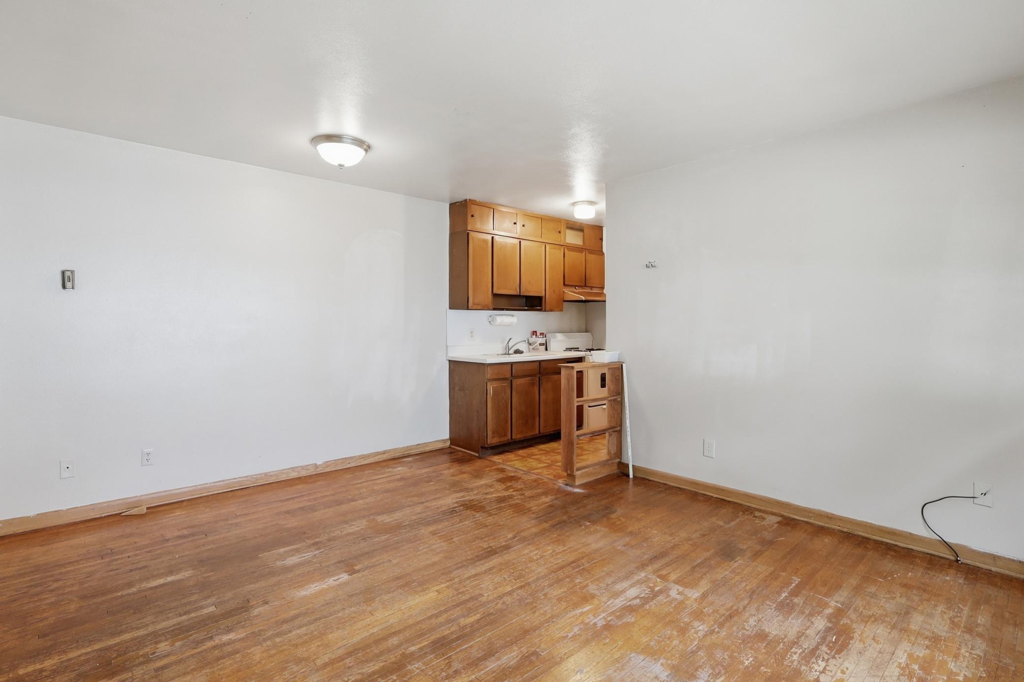 Commercial Sale in Saint Paul 3