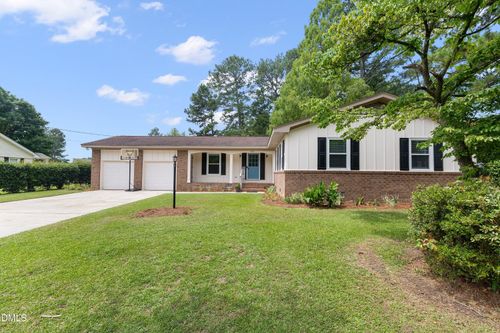 1002 E Maplewood Dr, Benson, NC, 27504-9339 | Card Image