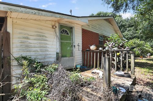 385 Sizemore Road, Uriah, AL, 36480 | Card Image