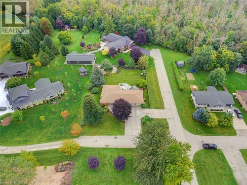 298 Woodview Drive, Atwood, ON, N0G1B0 | Card Image