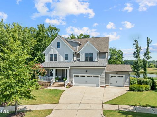 817 Rambling Oaks Ln, Holly Springs, NC, 27540-6172 | Card Image