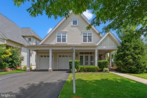 13501 Bennett Chase Ct, CLARKSBURG, MD, 20871-5318 | Card Image