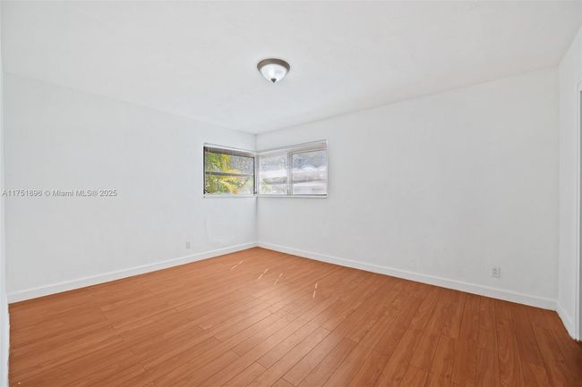10635 Ne 11 Th Ct, House other with 3 bedrooms, 2 bathrooms and null parking in Miami Shores FL | Image 17