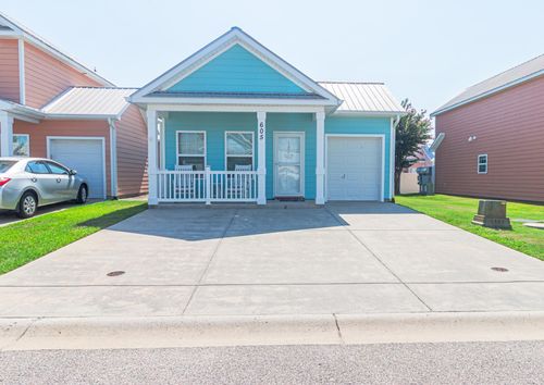 605 Surfsong Way, North Myrtle Beach, SC, 29582-3797 | Card Image