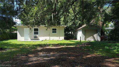 76 Crescent Lake Dr, Fort Myers, FL, 33917-4145 | Card Image
