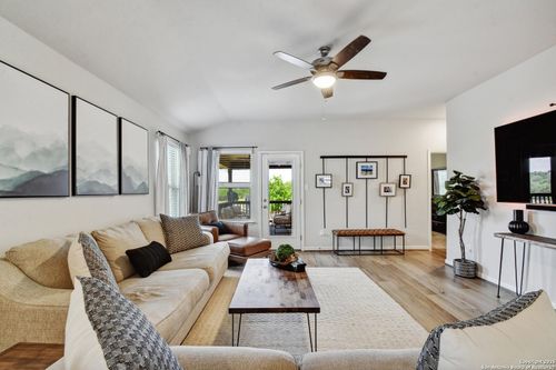 13019 Louberg Vly, San Antonio, TX, 78253-7154 | Card Image