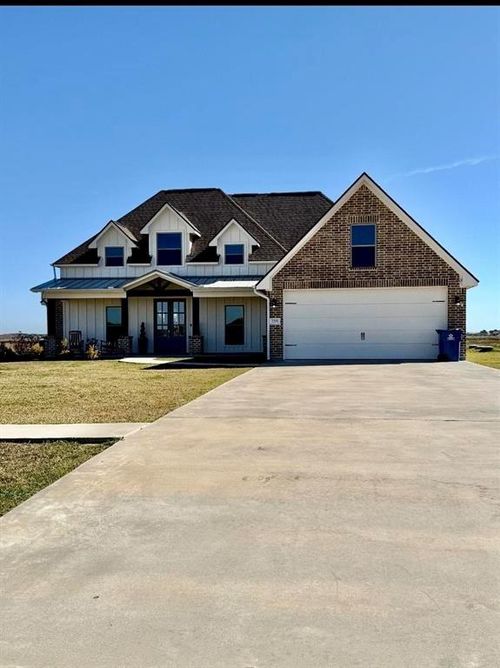 2295 Diamond D Dr, Beaumont, TX, 77713-5305 | Card Image