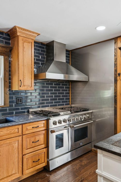 345 Meadow Road, Topsham, ME, 04086 | Card Image