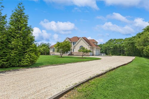 1465 Akerly Pond Ln, Southold, NY, 11971-3060 | Card Image