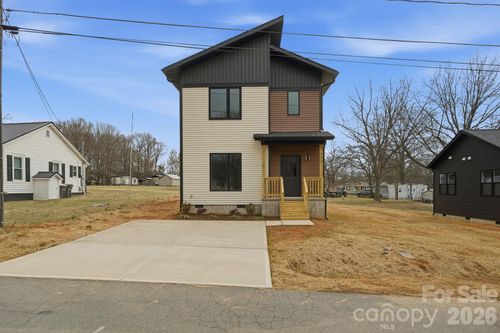 717 Margate Ave, Kannapolis, NC, 28081-4600 | Card Image