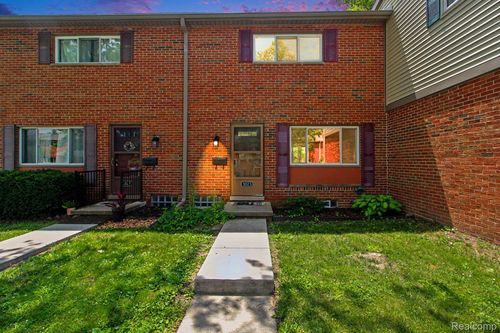 3023 Wolverine Drive, Ann Arbor, MI, 48108 | Card Image
