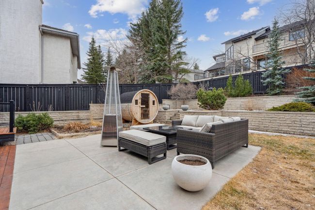 47 Patterson Dr Sw, House other with 4 bedrooms, 4 bathrooms and 5 parking in Calgary AB | Image 42