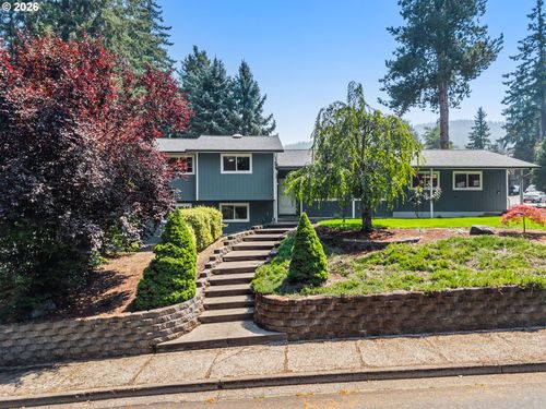 305 S 68th Pl, Springfield, OR, 97478-7387 | Card Image