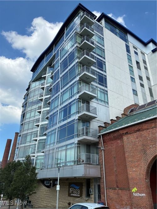 apt-507-1237 Washington Ave, Cleveland, OH, 44113-2362 | Card Image