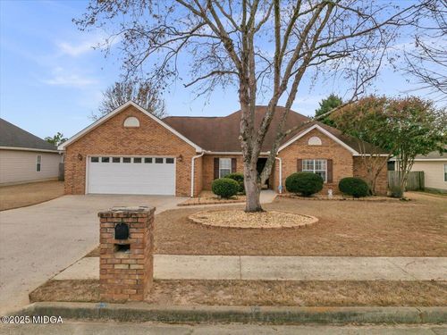 210 Cumberland Woods Ter, Warner Robins, GA, 31088-1644 | Card Image