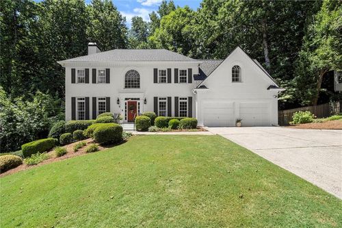 3302 Lantern Coach Ln Ne, Roswell, GA, 30075-3195 | Card Image