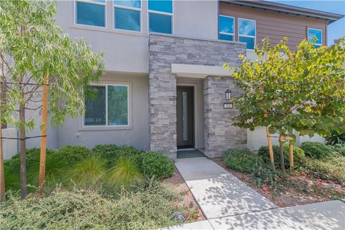 168 Sash, Irvine, CA, 92618-1456 | Card Image