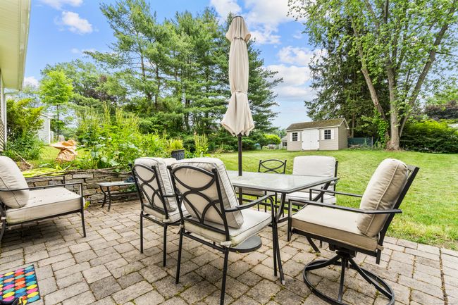 21 Cadwell Rd, House other with 3 bedrooms, 3 bathrooms and null parking in Bloomfield CT | Image 21