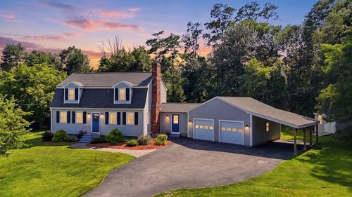 38 Dunstable Rd, Westford, MA, 01886-6815 | Card Image
