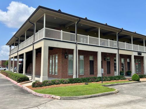 104-112 Old Towne Blvd Ct, Houma, LA, 70360-5069 | Card Image
