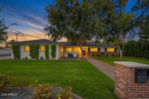5038 E Osborn Rd, Phoenix, AZ, 85018-5573 | Card Image