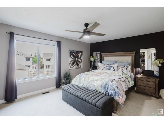1109 176 St Sw, Home with 3 bedrooms, 3 bathrooms and 4 parking in Edmonton AB | Image 32