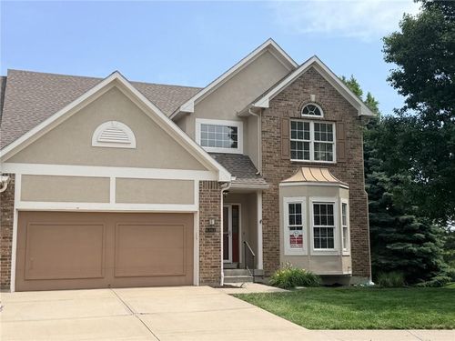 6302 W 133rd Ter, Overland Park, KS, 66209-4071 | Card Image