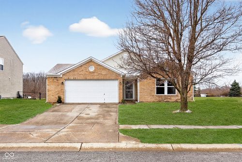 6234 Amber Valley Lane, Indianapolis, IN, 46237 | Card Image