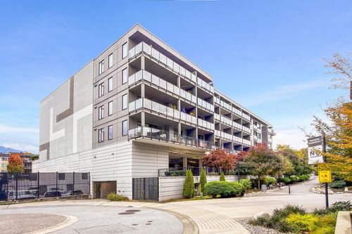 209-725 Marine Dr, North Vancouver, BC, V7M0G2 | Card Image