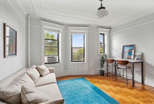 3-a-527 8th St, Brooklyn, NY, 11215-4258 | Card Image