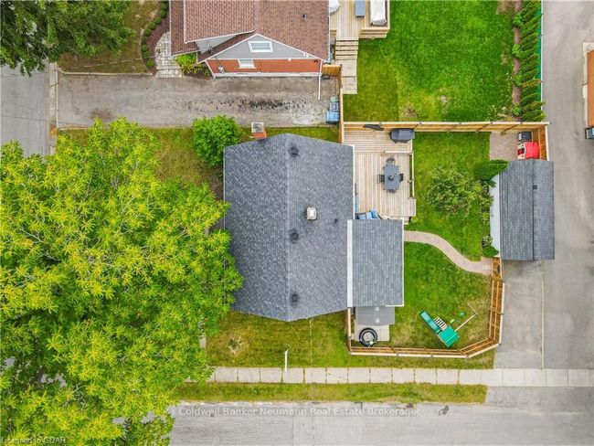 28 Winston Cres, House other with 3 bedrooms, 2 bathrooms and 1 parking in Guelph ON | Image 45