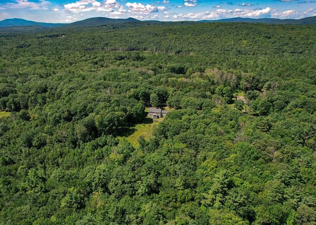 99 Brimstone Corner Rd, House other with 5 bedrooms, 3 bathrooms and null parking in Hancock NH | Image 44