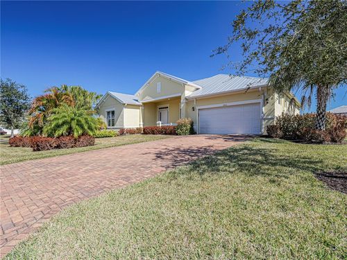 6400 Nevis Ct, Vero Beach, FL, 32967-7567 | Card Image