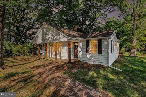 679 Welshman Ln, Mineral, VA, 23117-2505 | Card Image