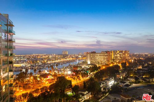 1414-13700 Marina Pointe Dr, Marina del Rey, CA, 90292-9297 | Card Image