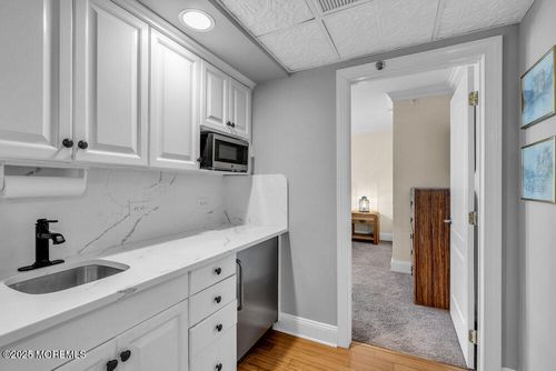 g31-700 Ocean Ave, Spring Lake, NJ, 07762-3501 | Card Image