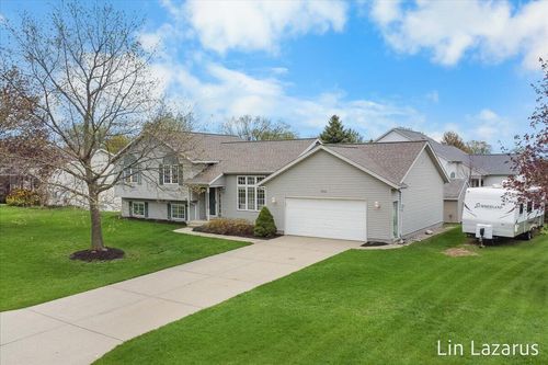 6332 Rush Creek Ct, Hudsonville, MI, 49426-9087 | Card Image
