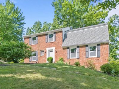 2312 Mill Grove Road, House other with 4 bedrooms, 2 bathrooms and 2 parking in Upper St. Clair PA | Image 2