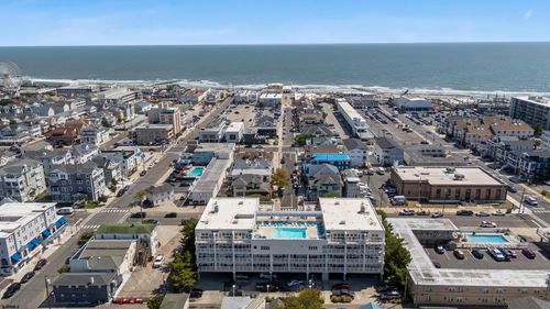 218-812 Ocean Ave, Ocean City, NJ, 08226-3621 | Card Image