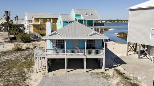 104 Sand Dune Dr, Gulf Shores, AL, 36542-6140 | Card Image