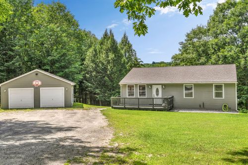 885 River Rd, Livermore, ME, 04253-3432 | Card Image