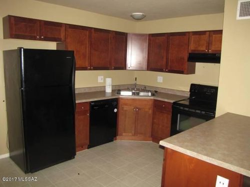6-2801 N Columbus Boulevard, Tucson, AZ, 85712 | Card Image